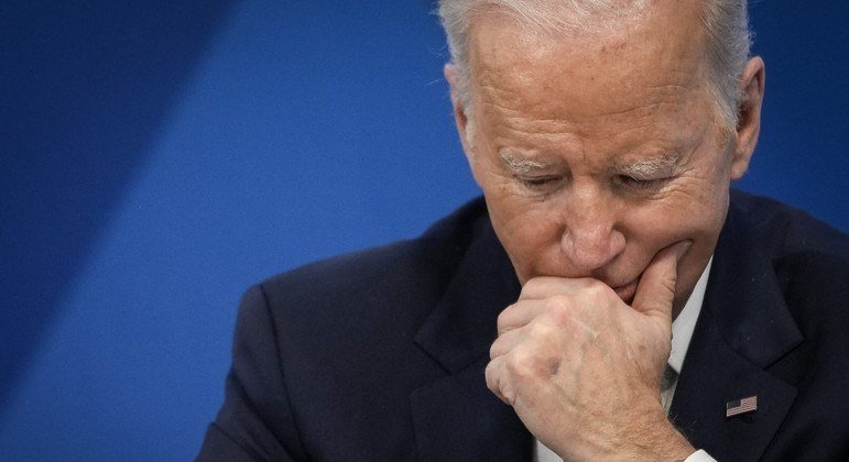 biden fraco biden fraco